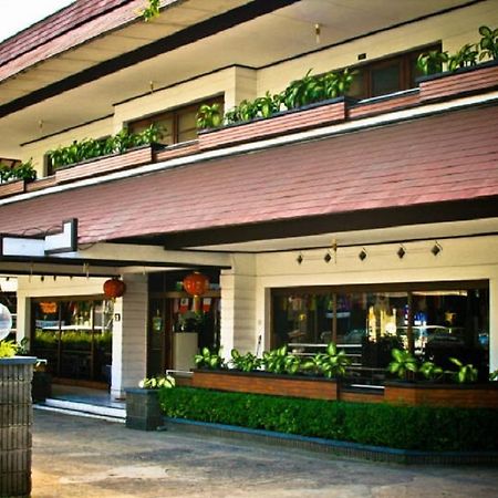 Hotel Jelita Parahyangan Bandung Eksteriør billede